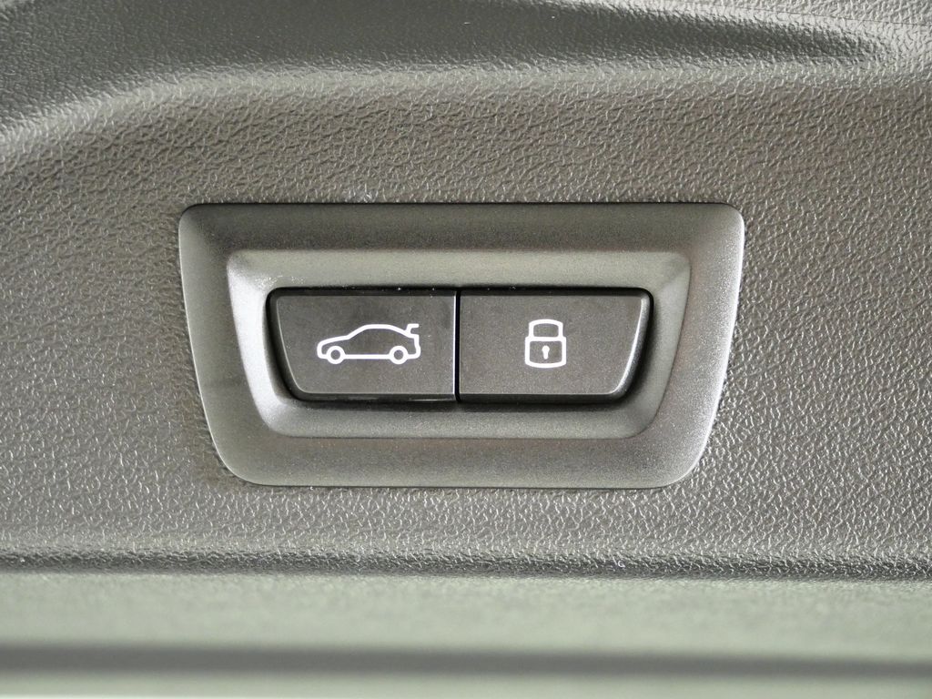 Thumbnail: 2023 BMW X5 - 34