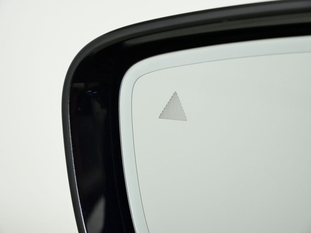 Thumbnail: 2021 BMW 3 Series - 38