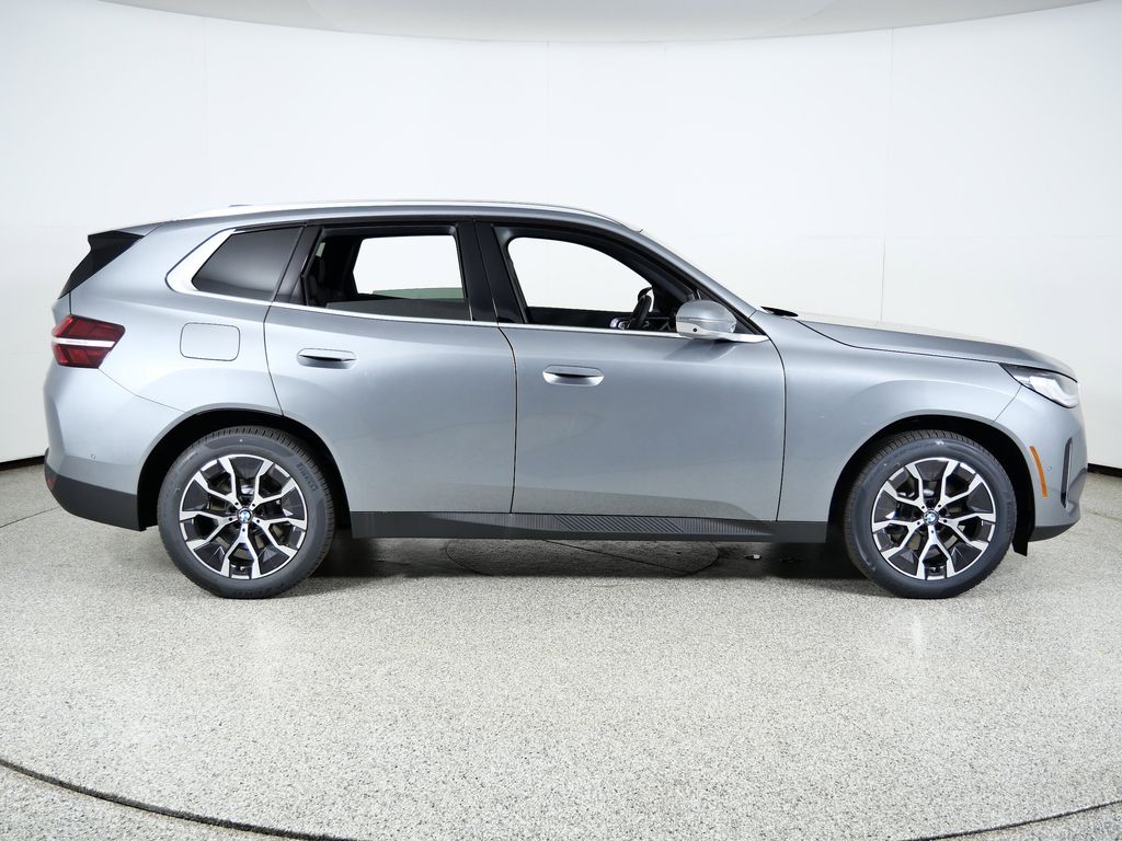 Thumbnail: 2026 BMW X3 - 8