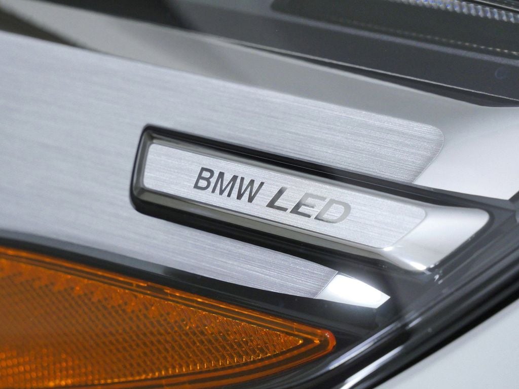Thumbnail: 2026 BMW X1 - 4