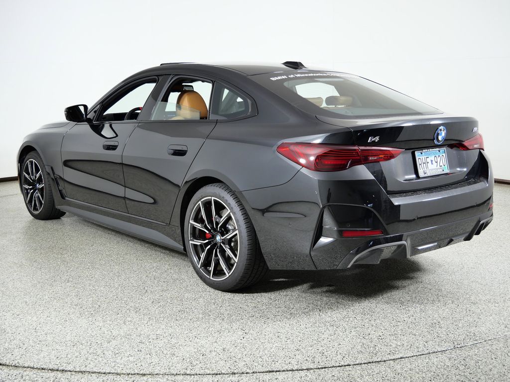 Thumbnail: 2025 BMW i4 - 17