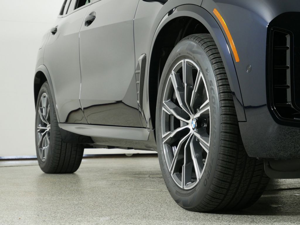 Thumbnail: 2026 BMW X5 - 5