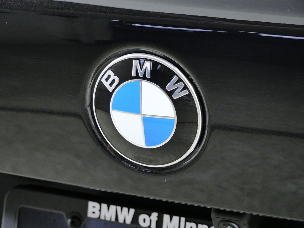 Thumbnail: 2026 BMW X5 - 11