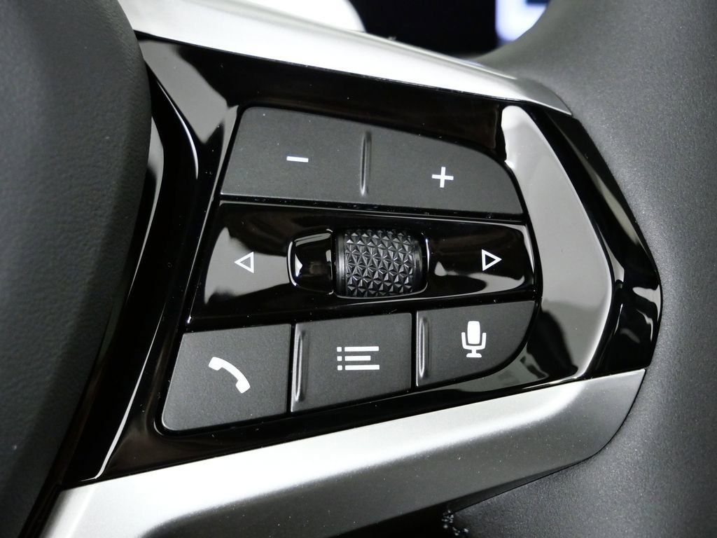 Thumbnail: 2026 BMW 3 Series - 42