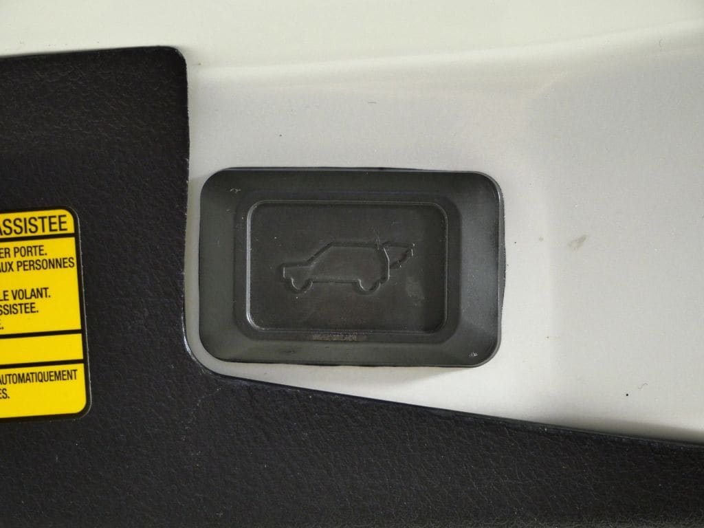 Thumbnail: 2011 Toyota Highlander - 28