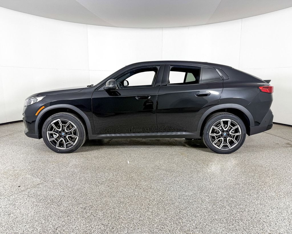 Thumbnail: 2025 BMW X2 - 10