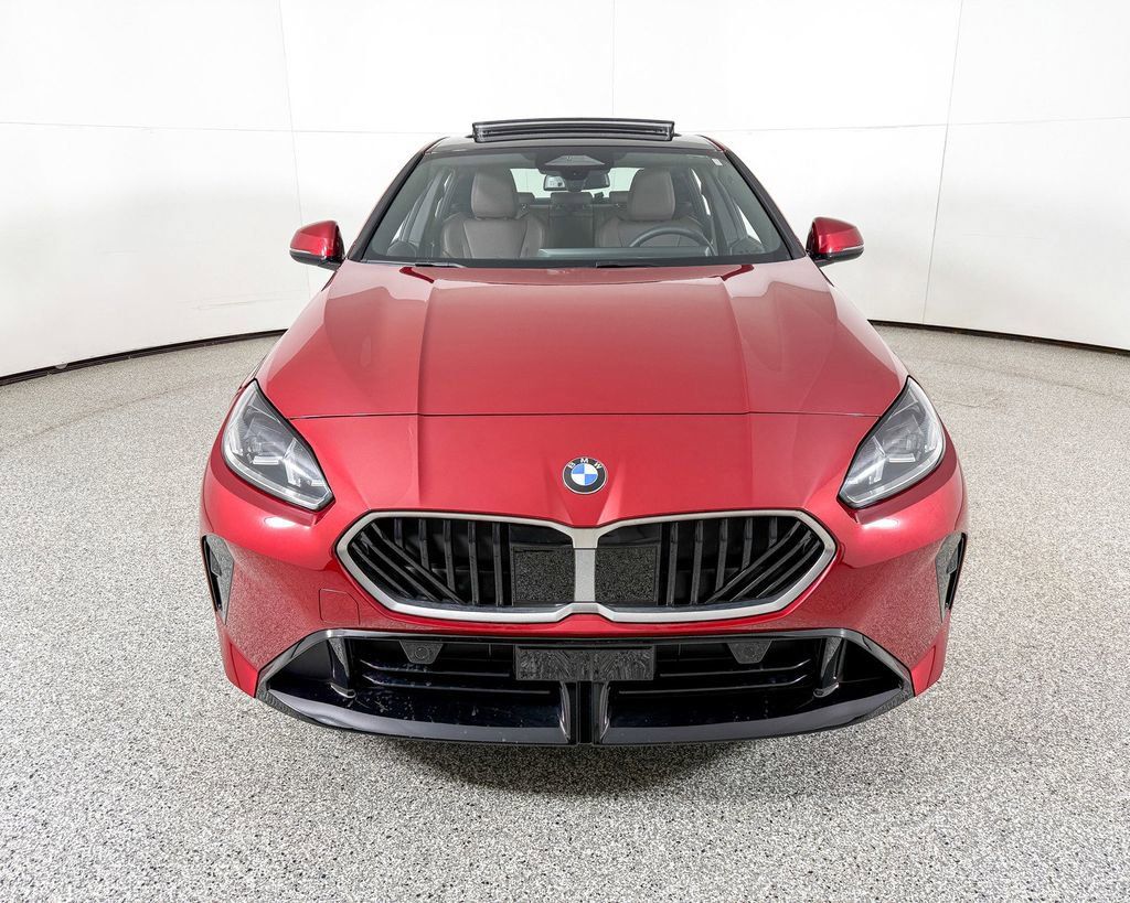 Thumbnail: 2025 BMW 2 Series - 8