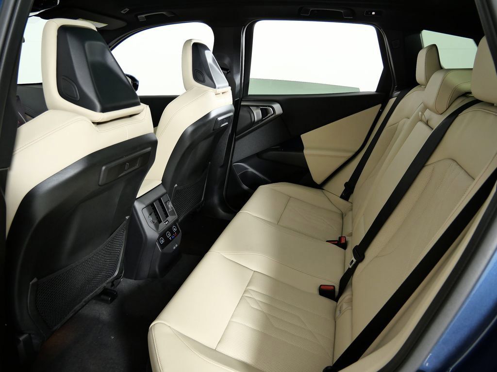 Thumbnail: 2026 BMW X3 - 33