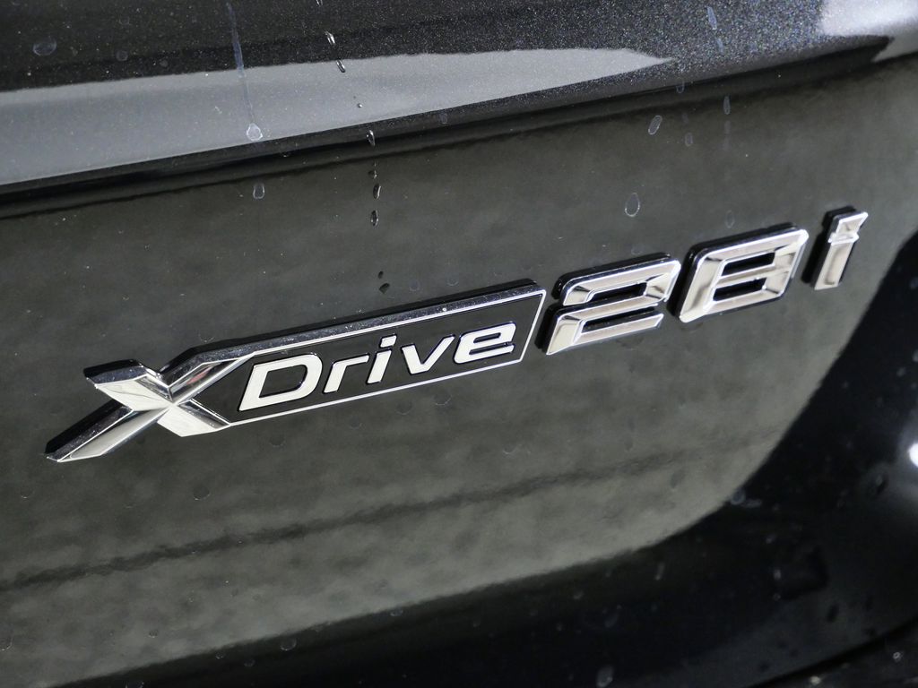 Thumbnail: 2026 BMW X1 - 12