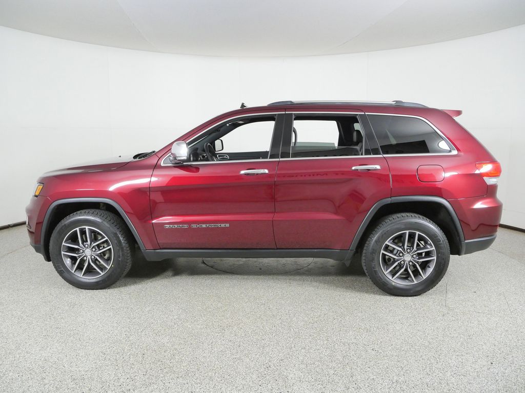Thumbnail: 2018 Jeep Grand Cherokee - 15