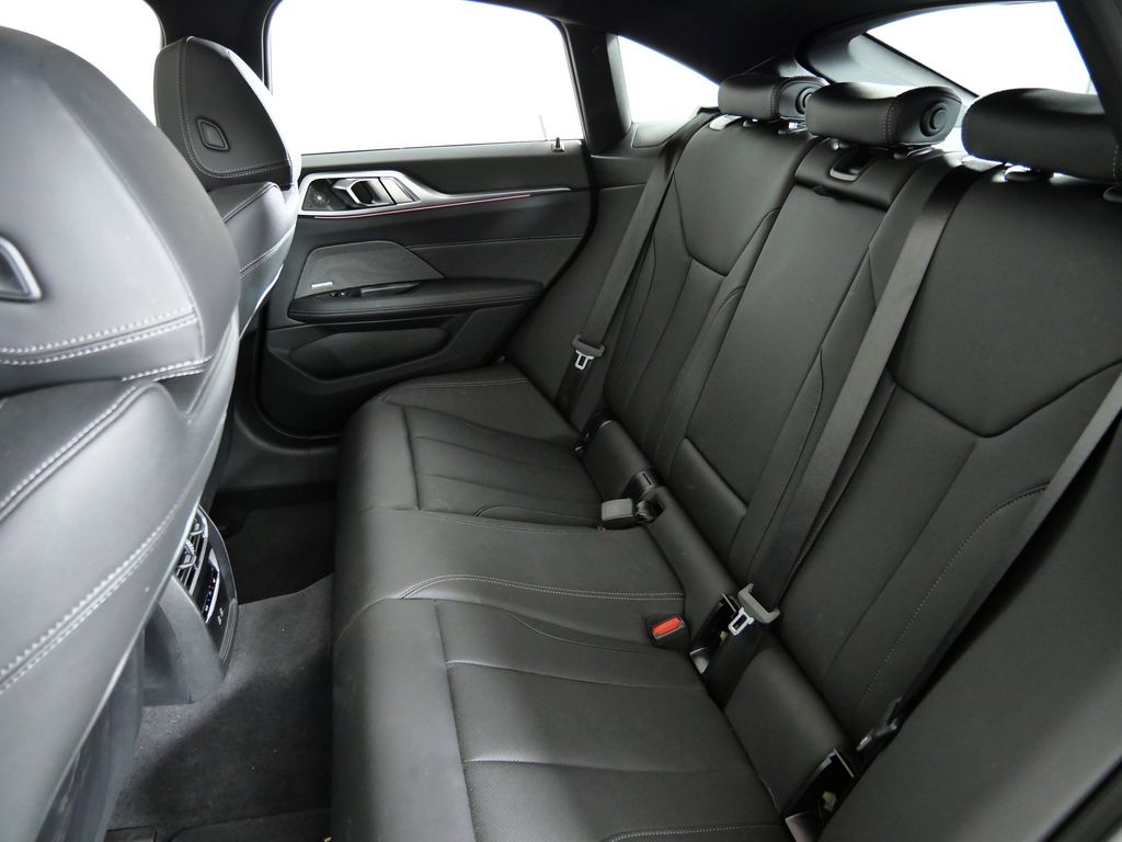 Thumbnail: 2025 BMW i4 - 36