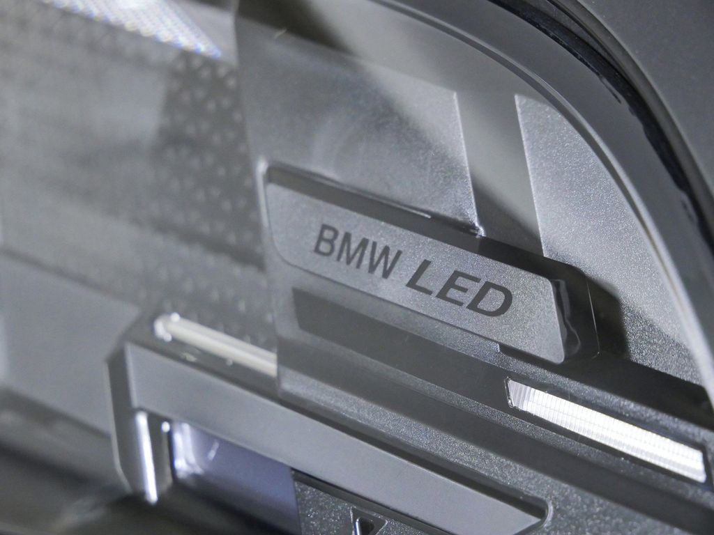 Thumbnail: 2026 BMW X5 - 4