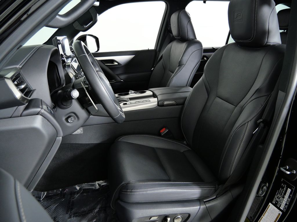 Thumbnail: 2024 Lexus LX - 35