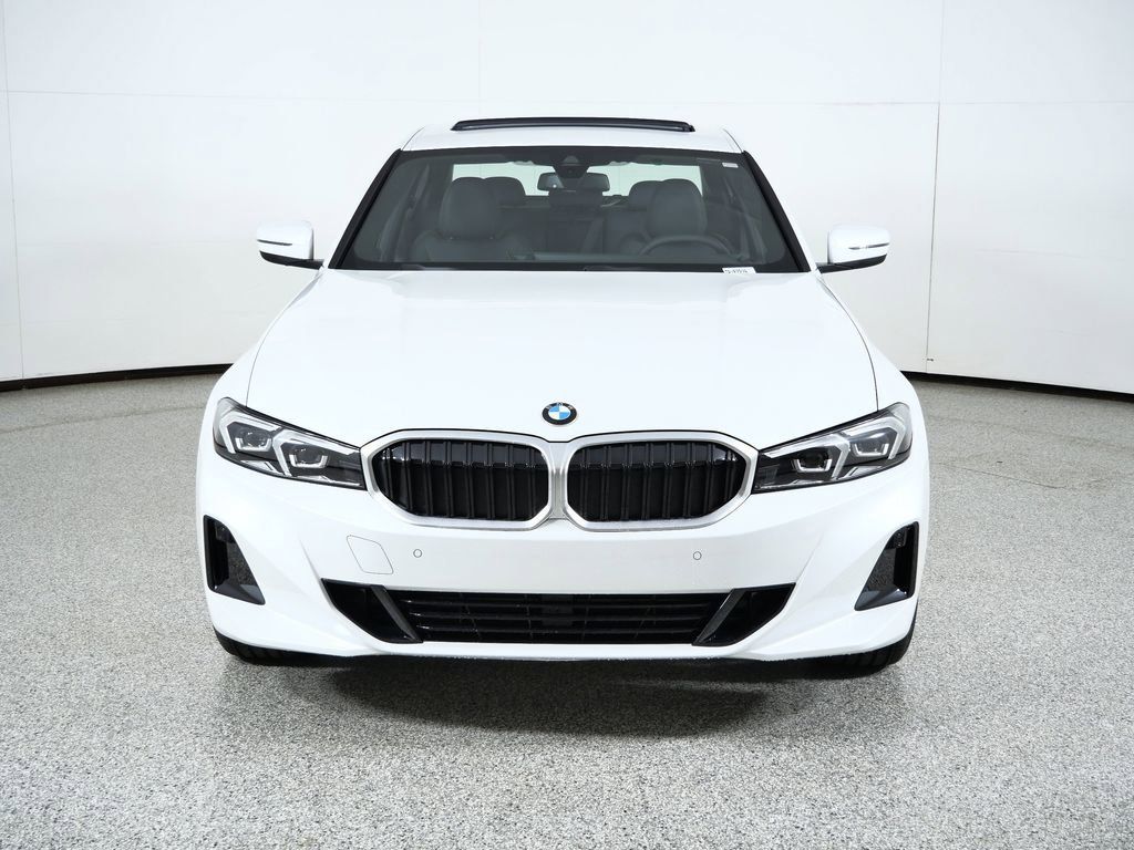 Thumbnail: 2026 BMW 3 Series - 4