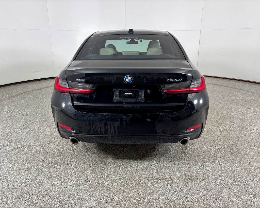 Thumbnail: 2023 BMW 3 Series - 8