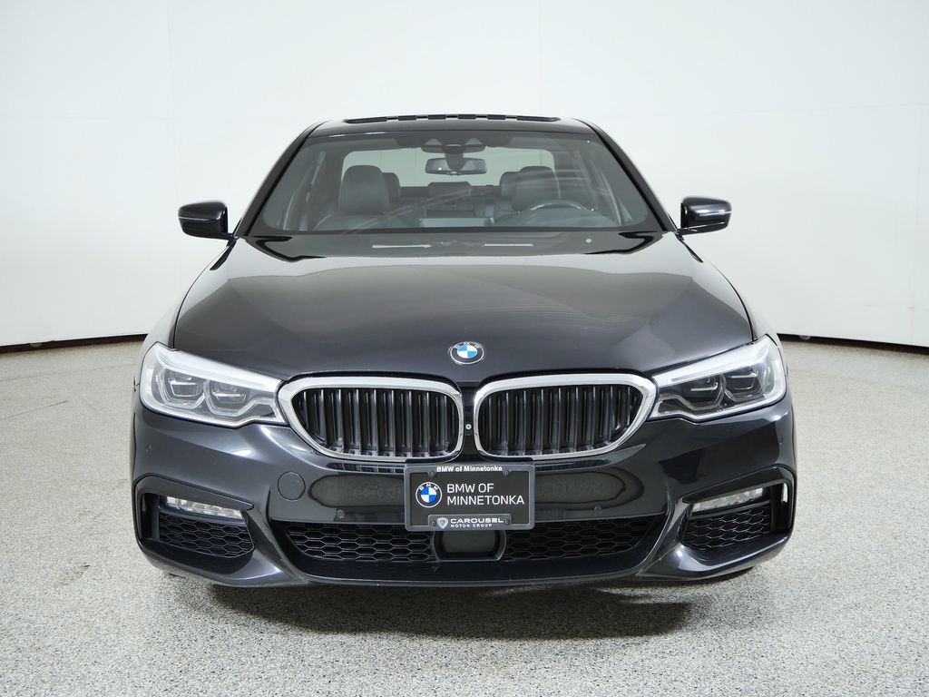 Thumbnail: 2017 BMW 5 Series - 2