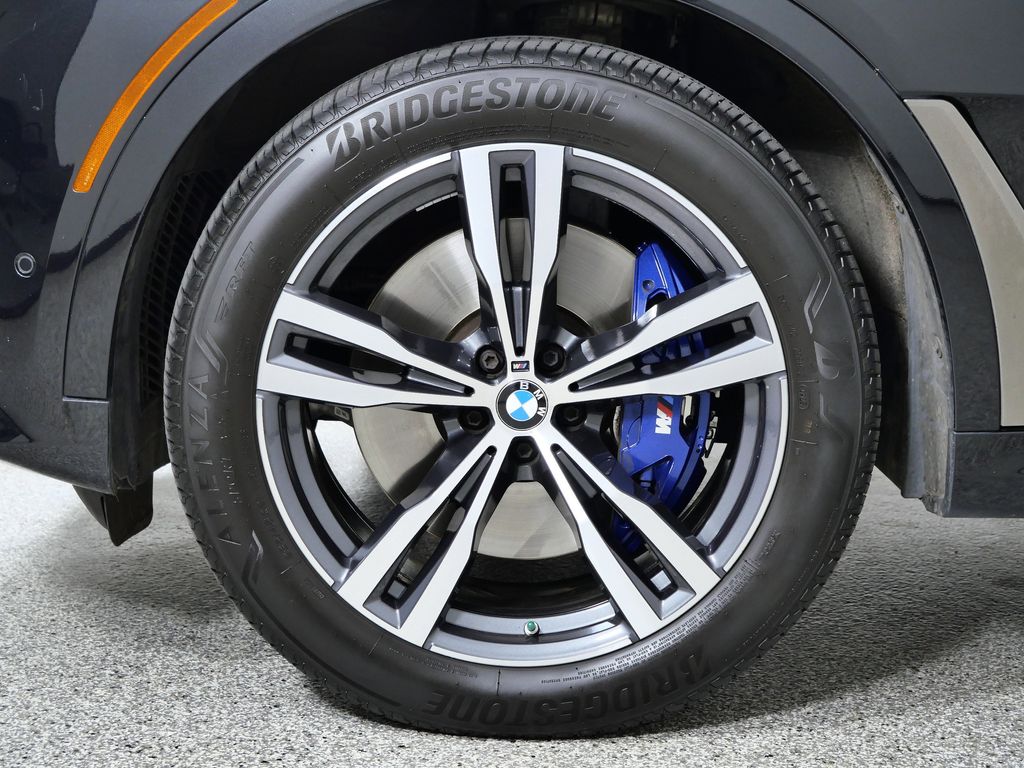 Thumbnail: 2020 BMW X7 - 18