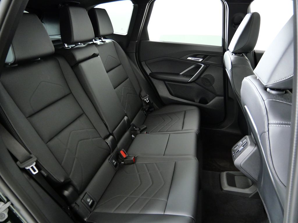 Thumbnail: 2025 BMW X1 - 30