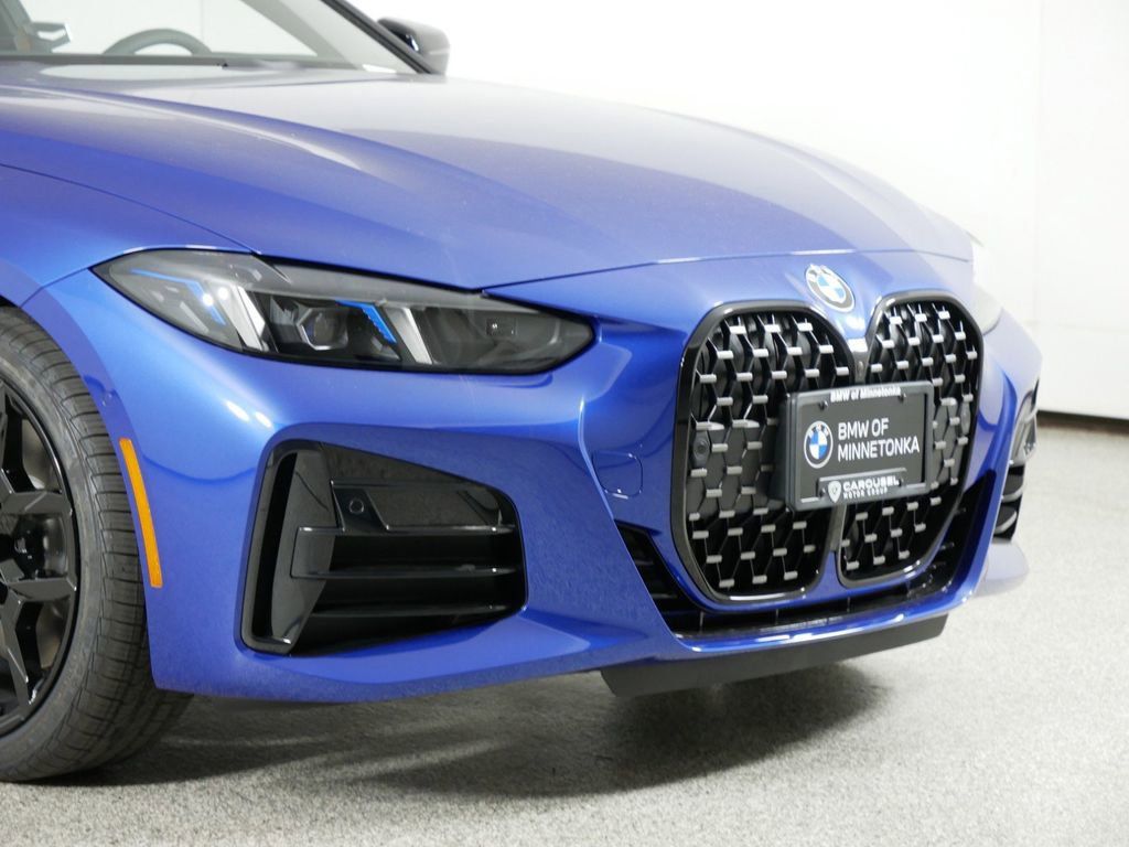 Thumbnail: 2025 BMW 4 Series - 5