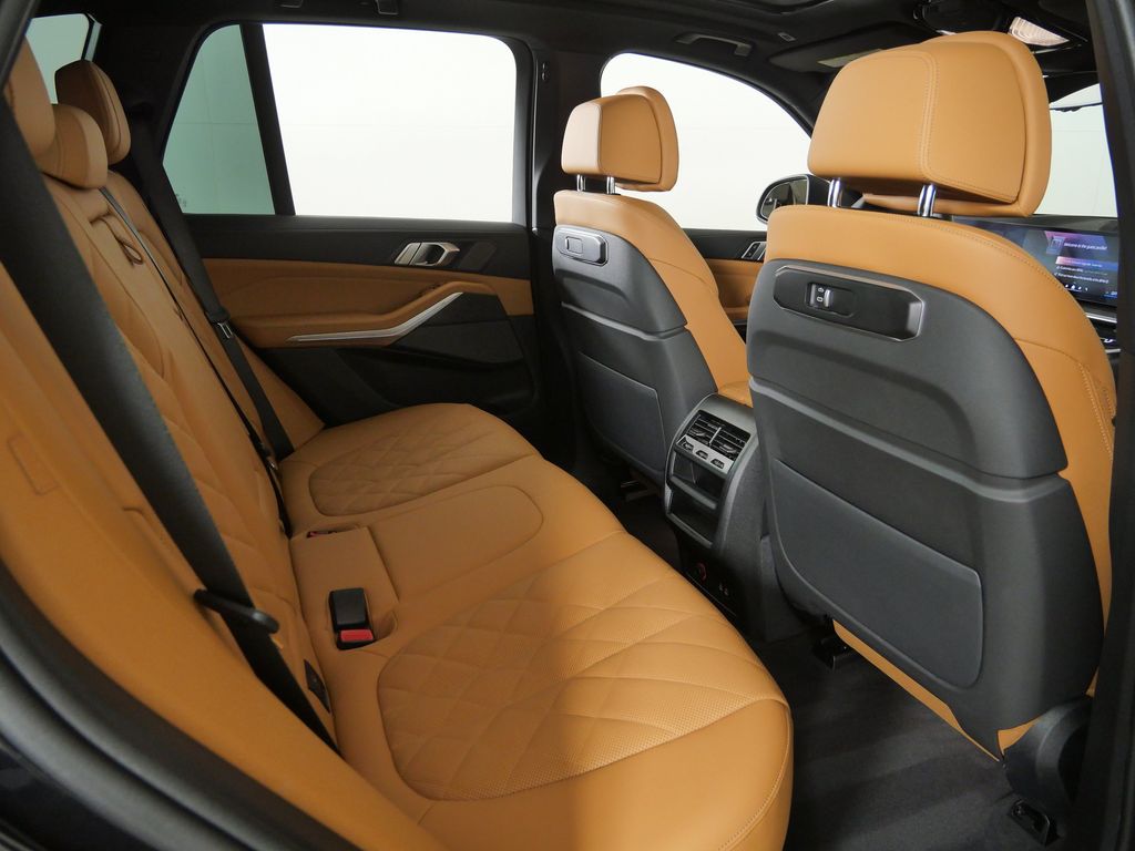 Thumbnail: 2024 BMW X5 - 30