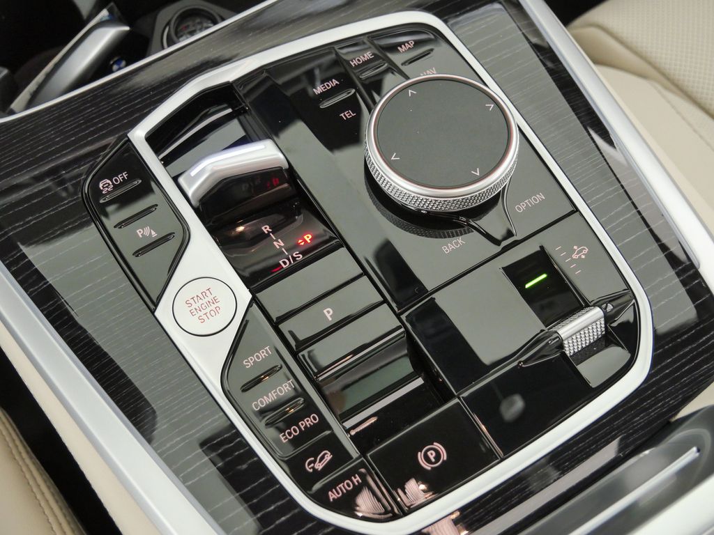 Thumbnail: 2026 BMW X5 - 48