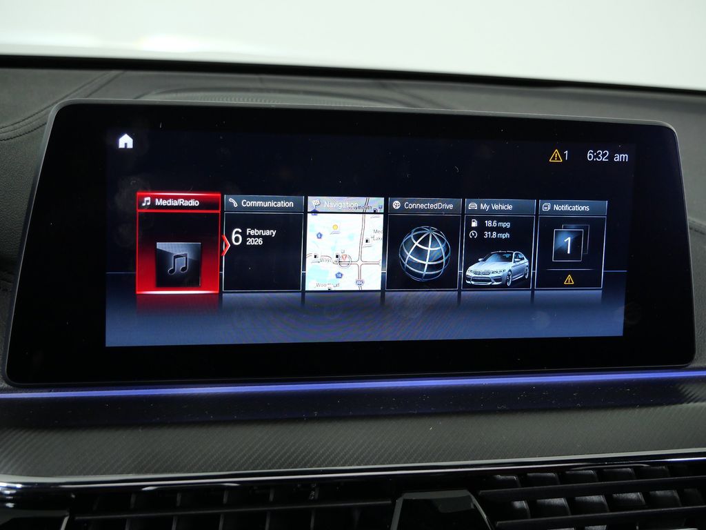 Thumbnail: 2019 BMW M5 - 44