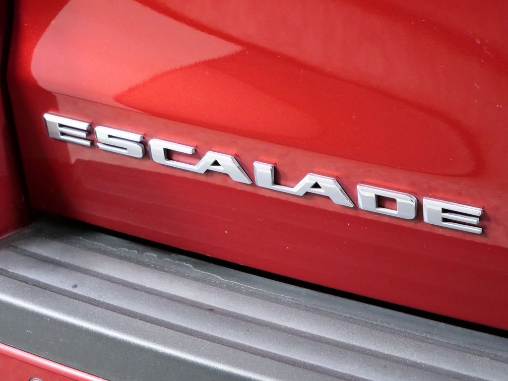Thumbnail: 2015 Cadillac Escalade - 13