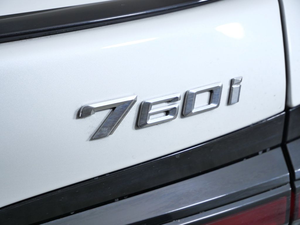 Thumbnail: 2026 BMW 7 Series - 12