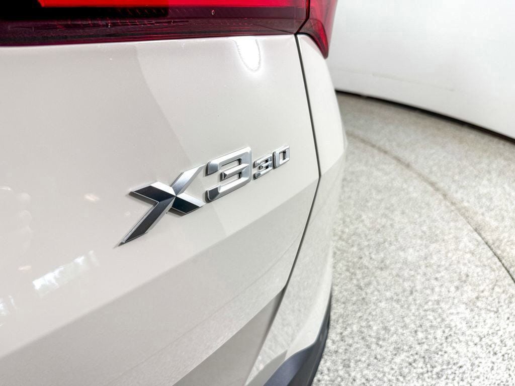 Thumbnail: 2025 BMW X3 - 18