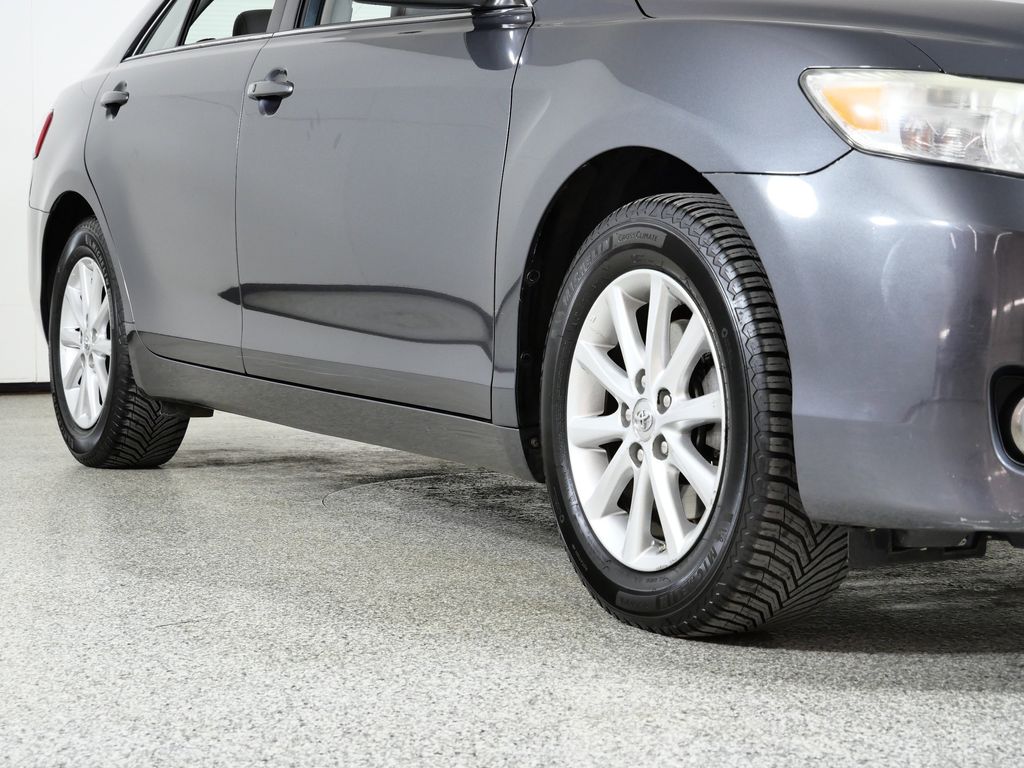 Thumbnail: 2011 Toyota Camry - 7