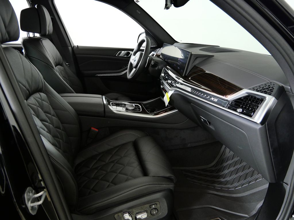 Thumbnail: 2026 BMW X5 - 20