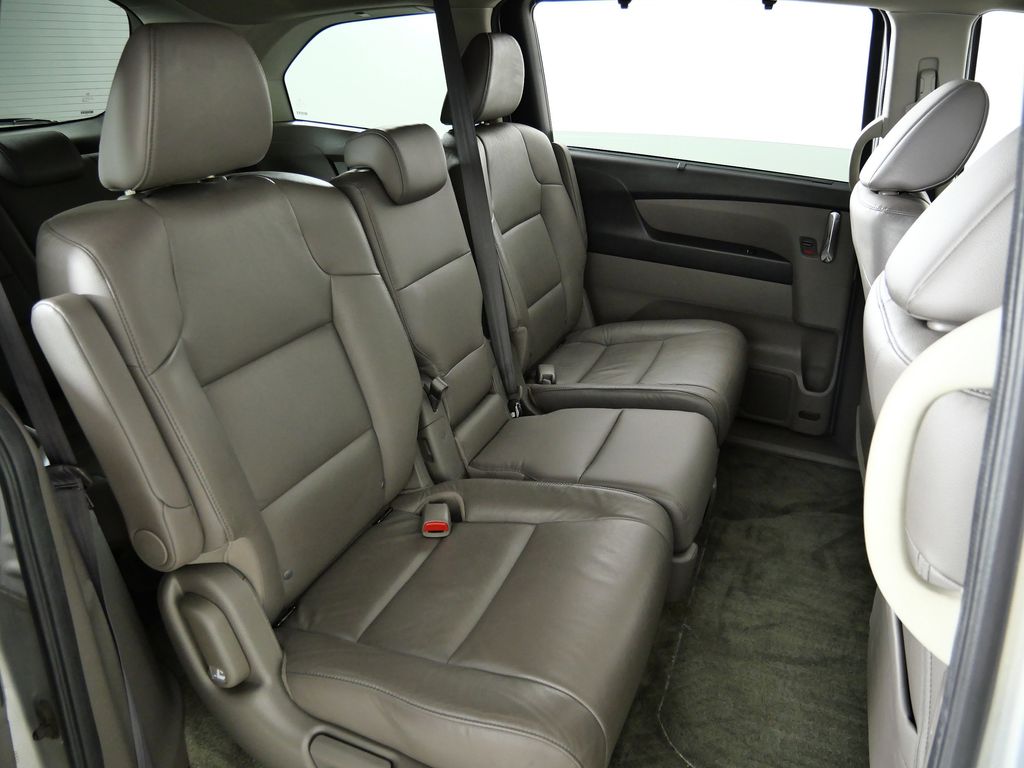 Thumbnail: 2014 Honda Odyssey - 26