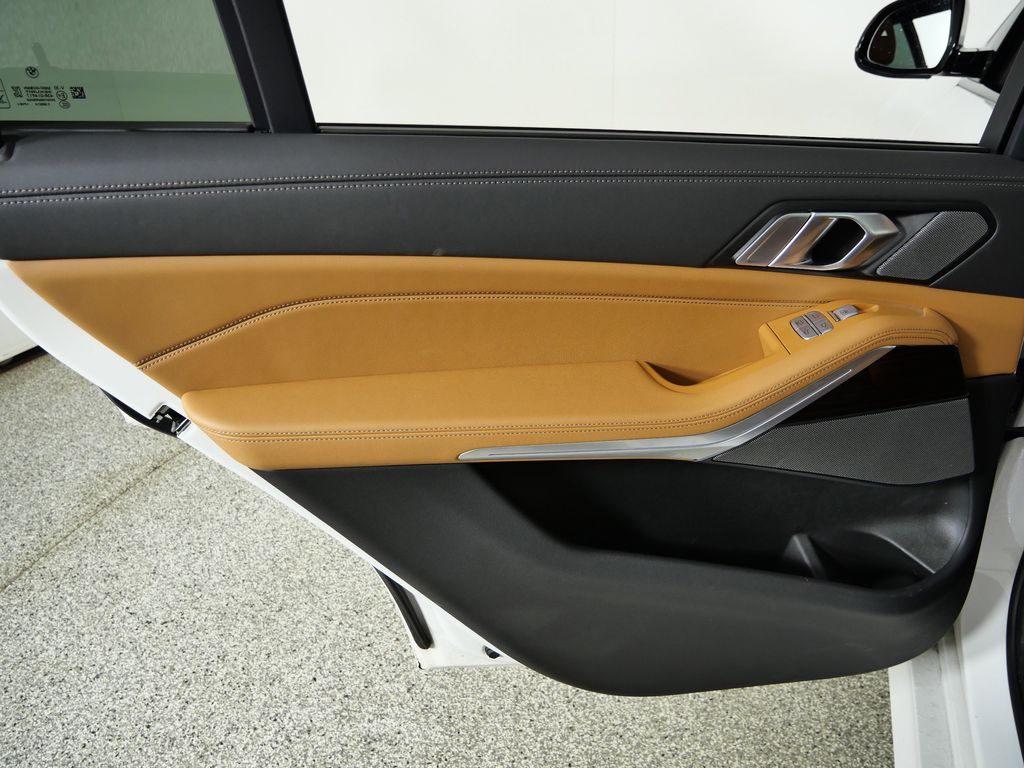 Thumbnail: 2023 BMW X7 - 38