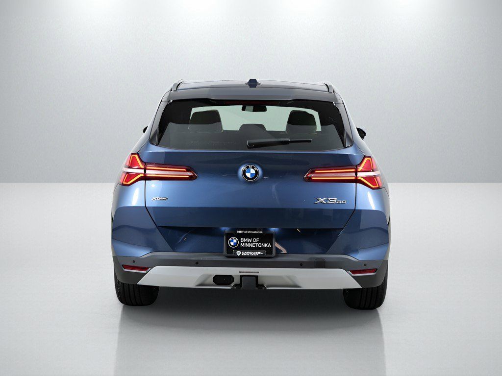 Thumbnail: 2026 BMW X3 - 11