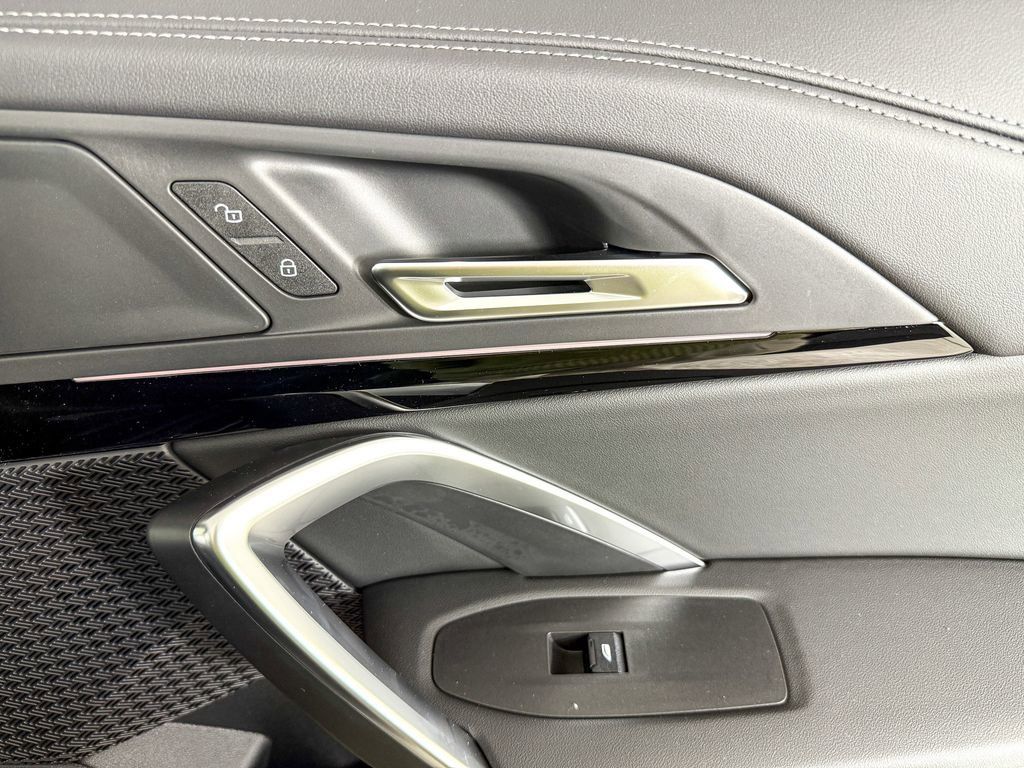 Thumbnail: 2025 BMW X1 - 25