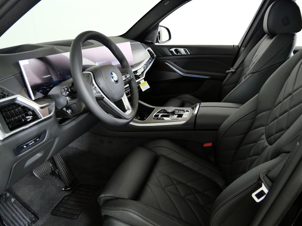 Thumbnail: 2026 BMW X5 - 35