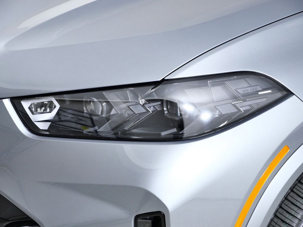 Thumbnail: 2026 BMW X5 - 3