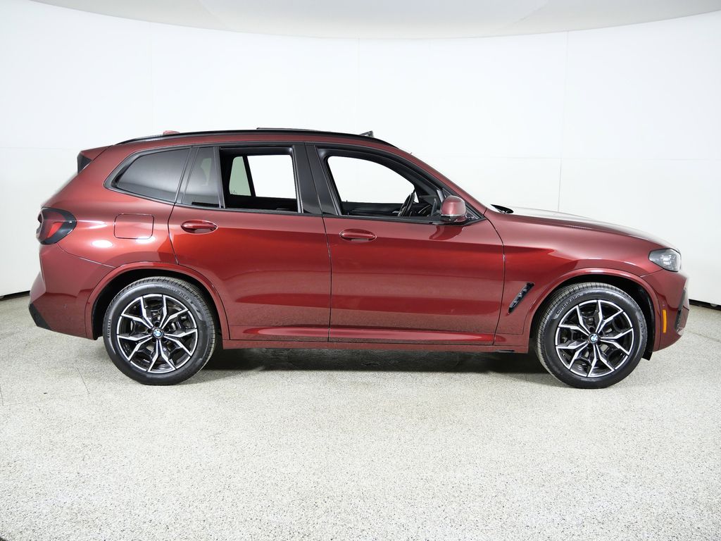 Thumbnail: 2023 BMW X3 - 10