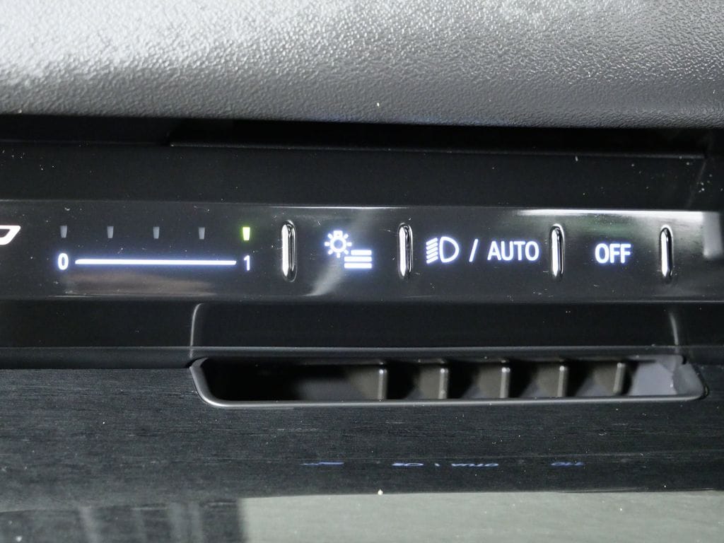 Thumbnail: 2025 BMW 5 Series - 42