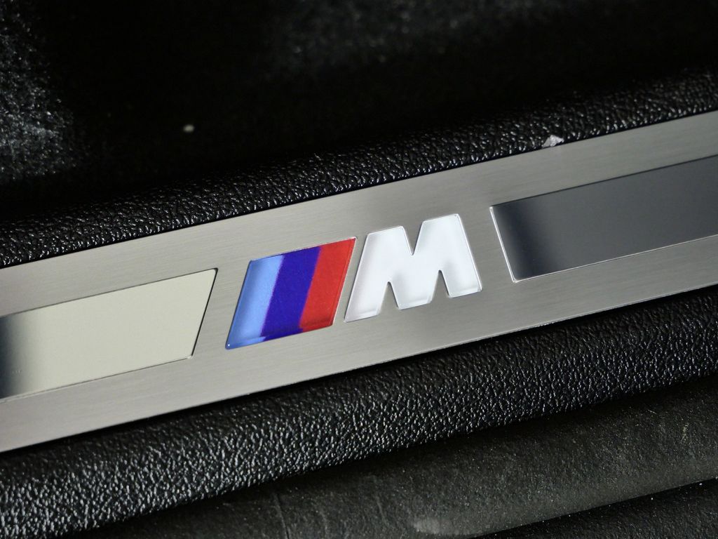 Thumbnail: 2026 BMW X5 - 23