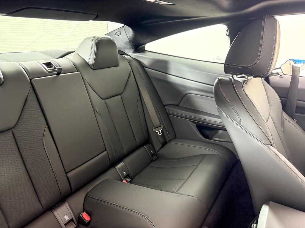 Thumbnail: 2026 BMW 4 Series - 26