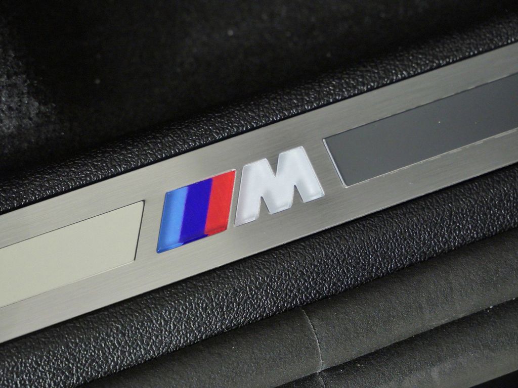 Thumbnail: 2026 BMW X5 - 23