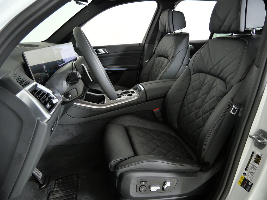 Thumbnail: 2026 BMW X5 - 36