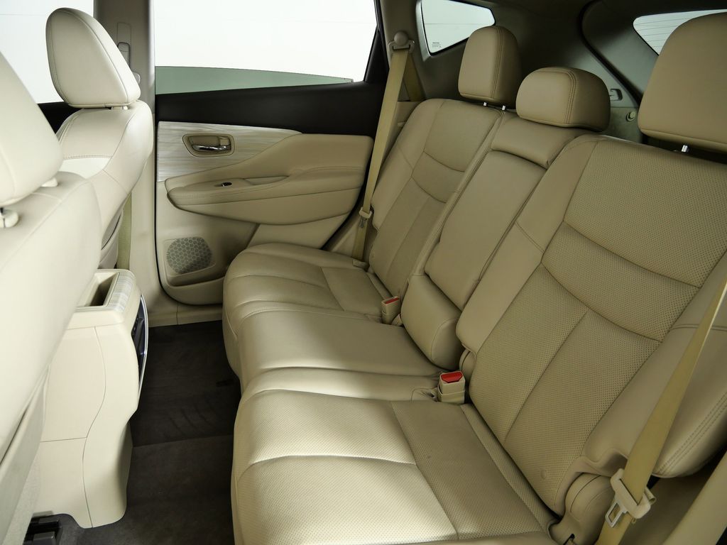 Thumbnail: 2017 Nissan Murano - 32