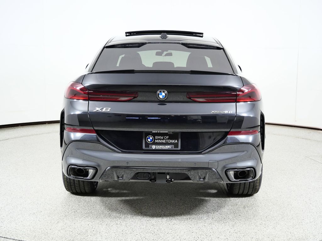 Thumbnail: 2026 BMW X6 - 10