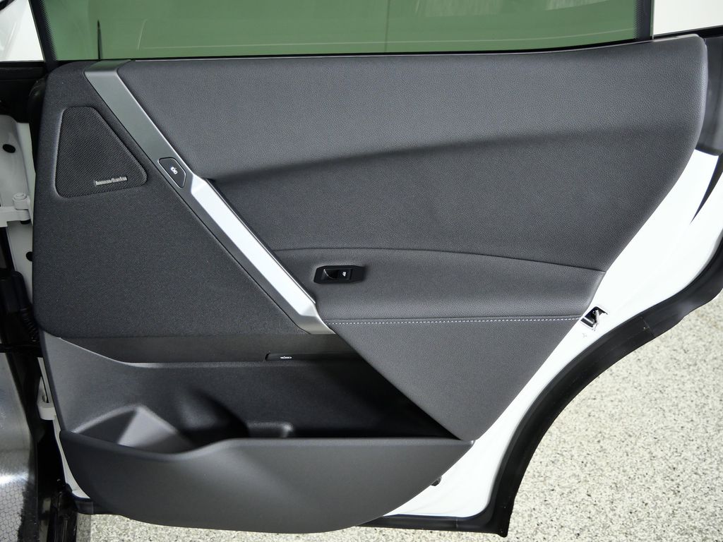 Thumbnail: 2026 BMW iX - 24