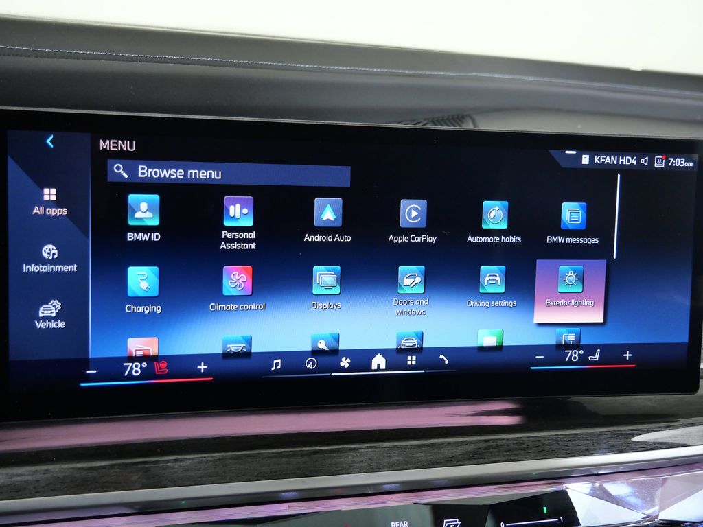 Thumbnail: 2023 BMW i7 - 44