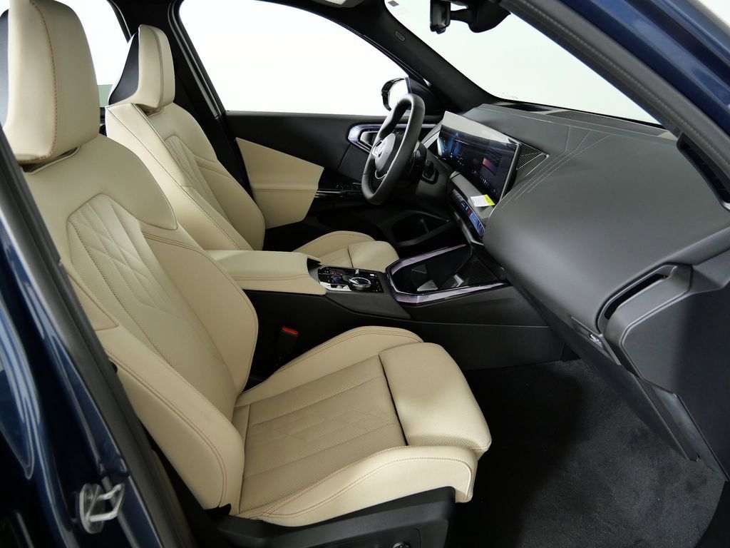 Thumbnail: 2026 BMW X3 - 23