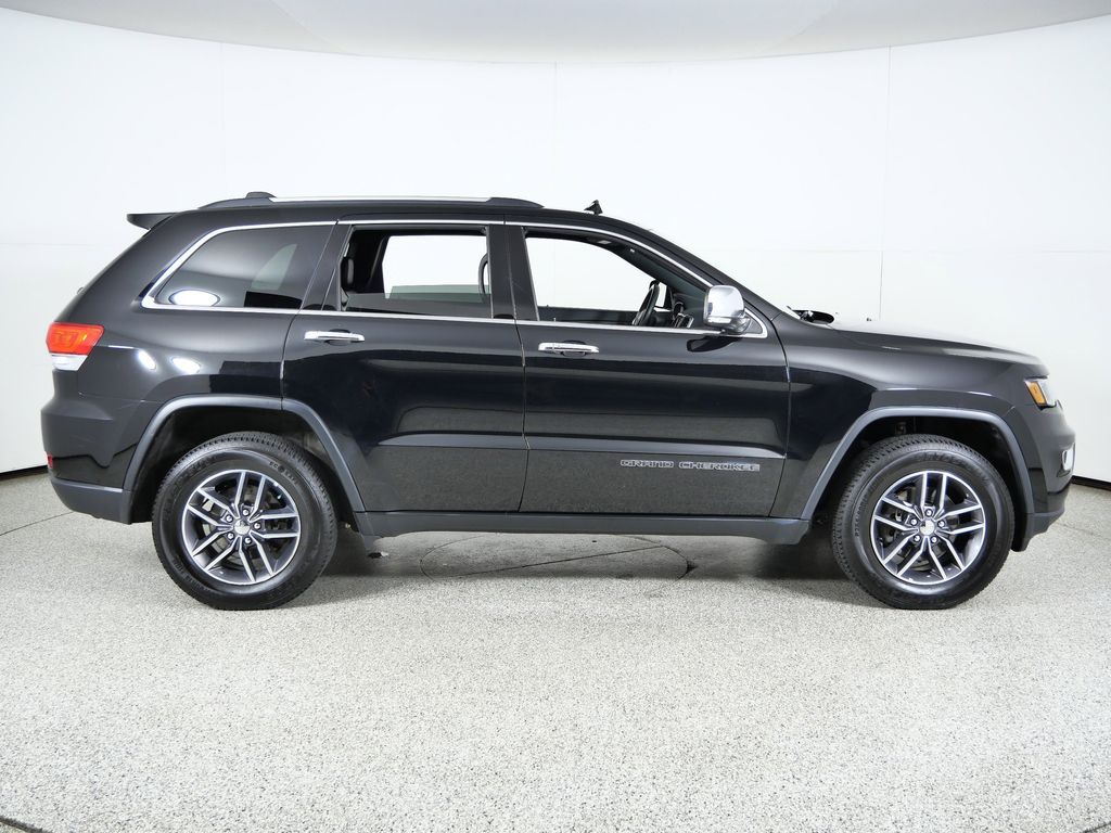 Thumbnail: 2018 Jeep Grand Cherokee - 9