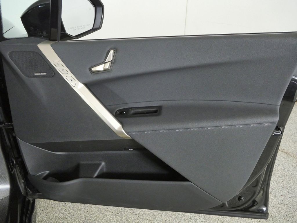 Thumbnail: 2023 BMW iX - 24